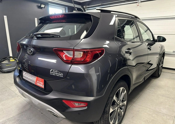 Kia Stonic cena 65999 przebieg: 104028, rok produkcji 2017 z Dąbie małe 277